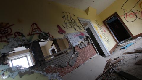 Caulked Stone - IMG_6447 scaled down.jpg