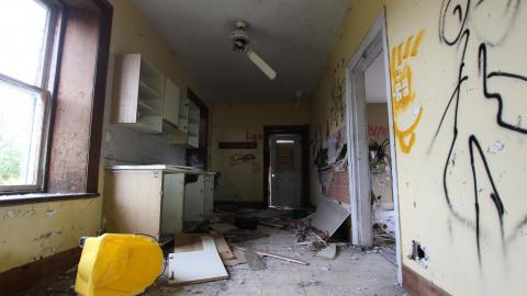 Caulked Stone - IMG_6446 scaled down.jpg