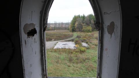 Caulked Stone - IMG_6463.JPG