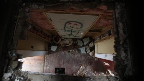 Caulked Stone - IMG_6465.JPG