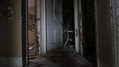 Caulked Stone - IMG_6454.JPG