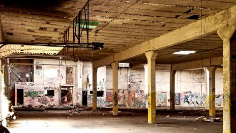 Lost And Foundry - 20201025_221531_copy_2993x3991.jpg