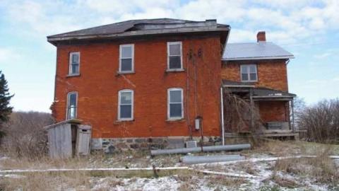 3662 Perth Road 107 - South-of-Shakespeare11.jpg