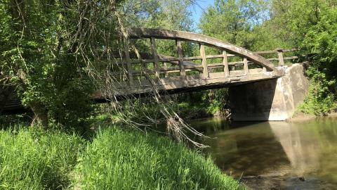 HVHT Bridge and old farm. - IMG_7800-min.JPG