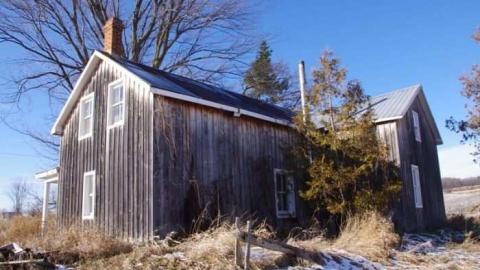 Cashtown Corners vacant home - Vacant home 3.jpg