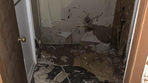 Abandoned Motel - IMG_4569.JPG