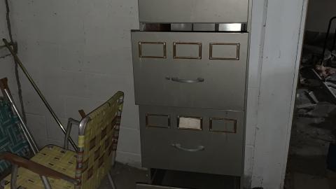 Surprise office space - IMG_8486.JPG