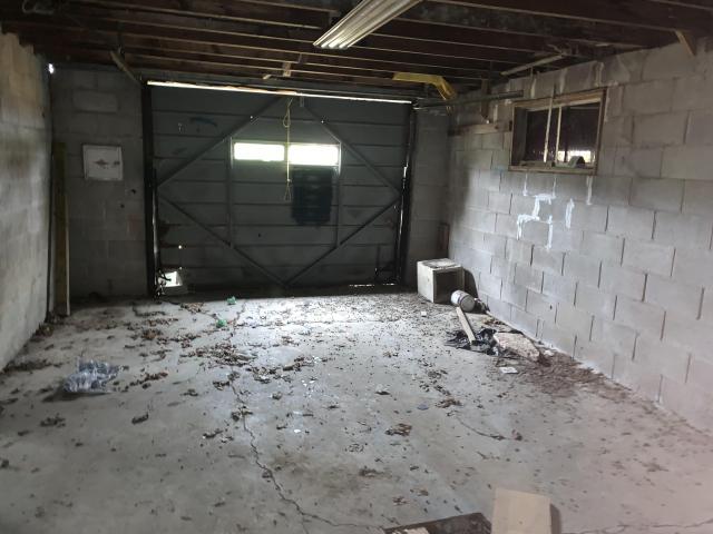 Surprise office space - IMG_8497.JPG