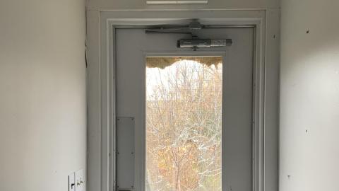 Surprise office space - IMG_8462.JPG