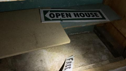 "Marquee" Advertisment... - IMG_9290.JPG