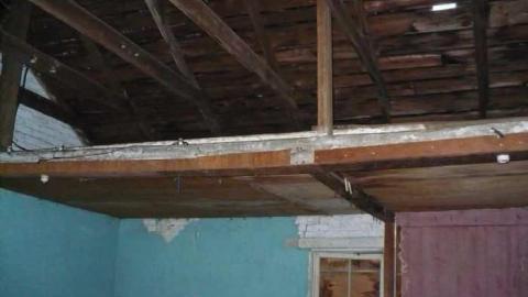 yellow house - Zoned-for-120006.jpg