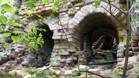 Lime Kilns ruins. - kiln (8)-min.JPG