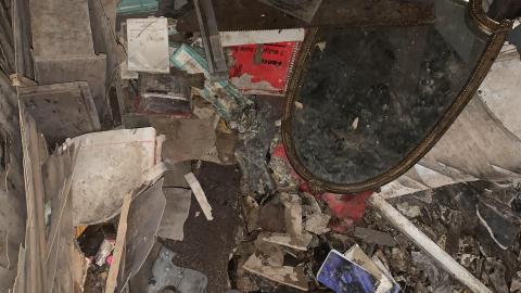 December 5 - 90's Time Capsul - IMG_0737.JPG