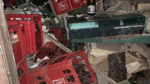 December 5 - 90's Time Capsul - IMG_0738.JPG