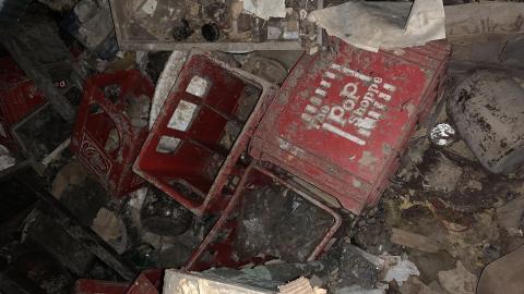 December 5 - 90's Time Capsul - IMG_0744.JPG