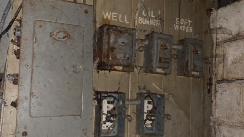 December 5 - 90's Time Capsul - IMG_0774.JPG