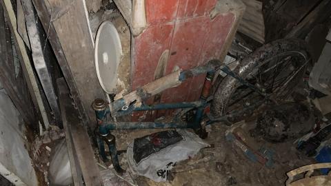 December 5 - 90's Time Capsul - IMG_0789.JPG