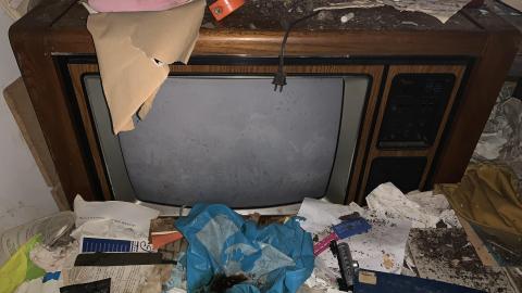 December 5 - 90's Time Capsul - IMG_0609.JPG