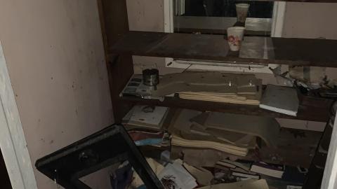 December 5 - 90's Time Capsul - IMG_0646.JPG