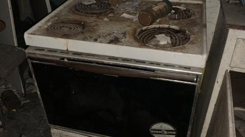 December 5 - 90's Time Capsul - IMG_0672.JPG