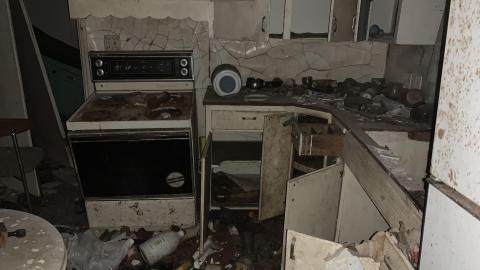 December 5 - 90's Time Capsul - IMG_0675.JPG