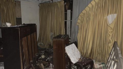 December 5 - 90's Time Capsul - IMG_0702.JPG