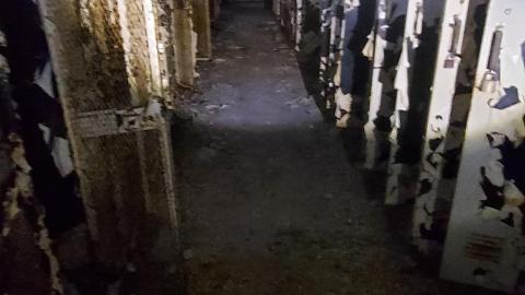 Roofs scare me - 20201205_165149.jpg