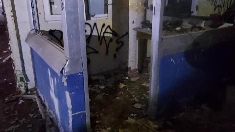 Roofs scare me - 20201205_164310.jpg