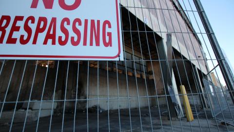 21 Hours L8er (+2months) - IMG_5983 shooped.jpg