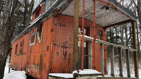 CN Caboose Cabin. - Caboose (7)-min.JPG