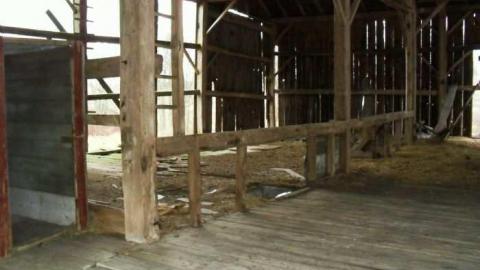 Old Barn photo 3