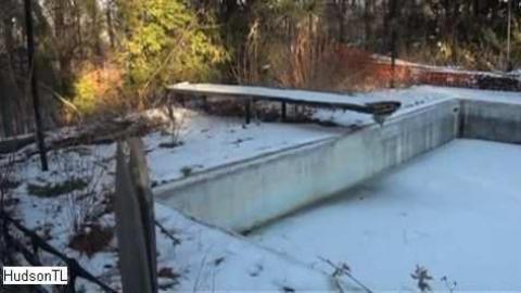 Home, pool & barn - 9th-Line-Home,-Bridge-and-Barn8.jpg