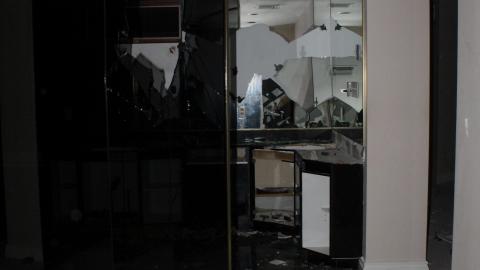 Putting the "Chandelier" Back In "Classy" - IMG_3039 shooped.jpg