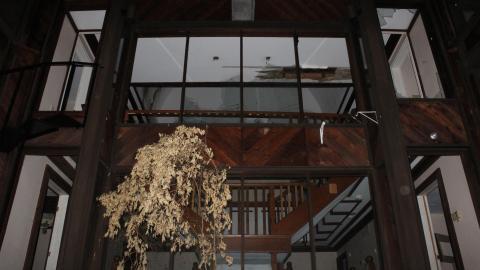 Putting the "Chandelier" Back In "Classy" - IMG_3003 shooped.jpg