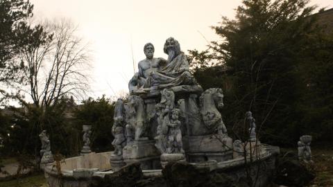 Putting the "Chandelier" Back In "Classy" - IMG_2972 shooped.jpg