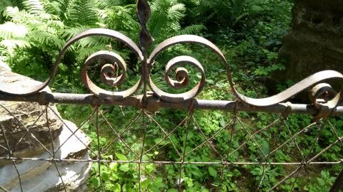 Tunstall family plot photo 3