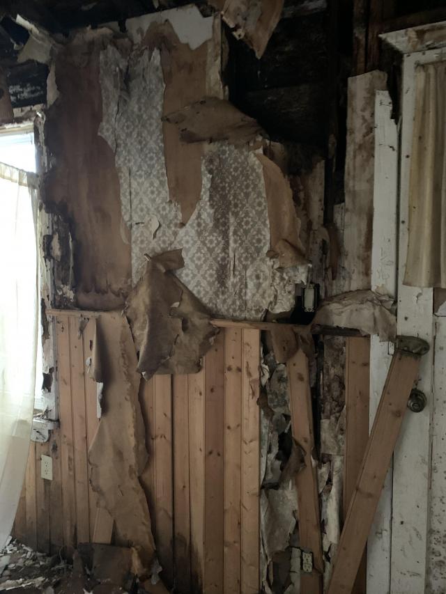 Small Binbrook House photo 3