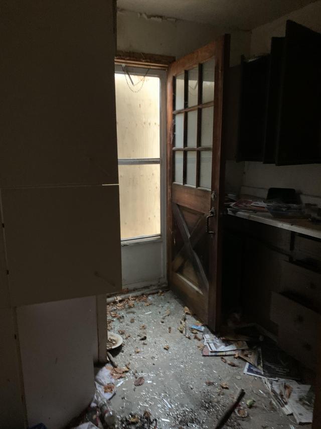 Small Binbrook House photo 5