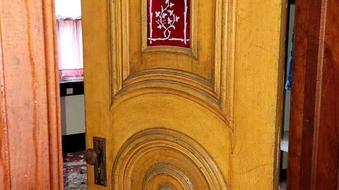 The Neighbours Were Pigs - 20201228_194136.jpg