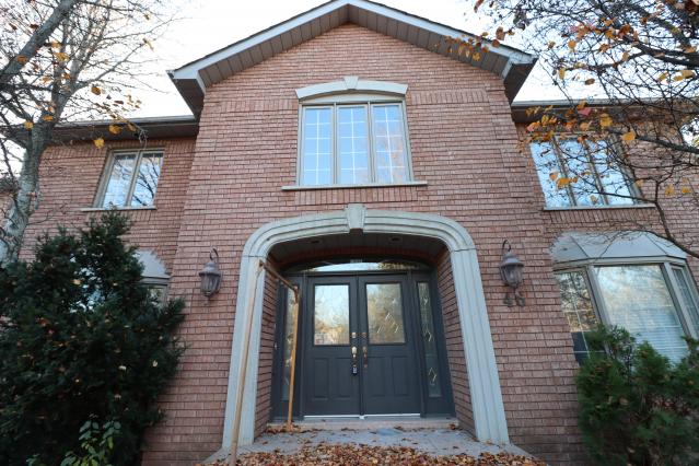 $5.5 Million Dollar 1990's Paradise photo 4