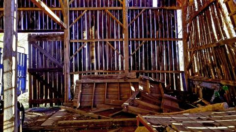Limping Barn - Chatham-Kent, Ontario