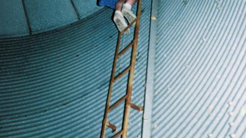 Photo from Free Grapes on Floor 2