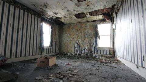 The TWICE Fire Victim Tha Day After.. - IMG_7014.JPG