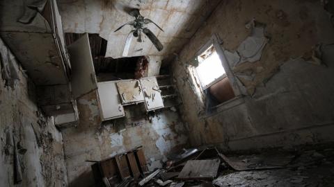 The TWICE Fire Victim Tha Day After.. - IMG_6987.JPG