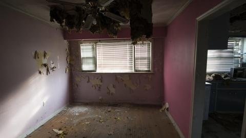 12 Pc Extra Crispy - August 2016 - 4.jpg