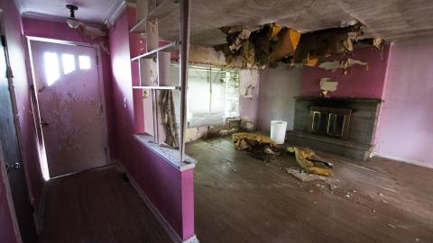 12 Pc Extra Crispy - August 2016 - 3.1.jpg