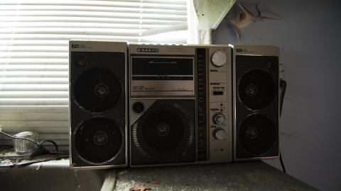 12 Pc Extra Crispy - August 2016 - 7.jpg