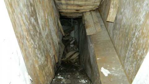 House - April 2011 cover photo