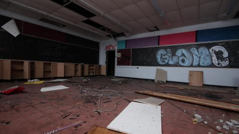 Schools Out 4ever - IMG_7393.JPG