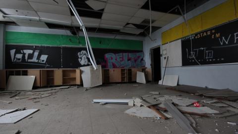 Schools Out 4ever - IMG_7390.JPG